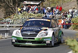 Fierce battle between Kopecký and Mikkelsen in the Canary Islands 